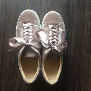 Sam Edelman Pink Velvet Sneakers Size 7.5